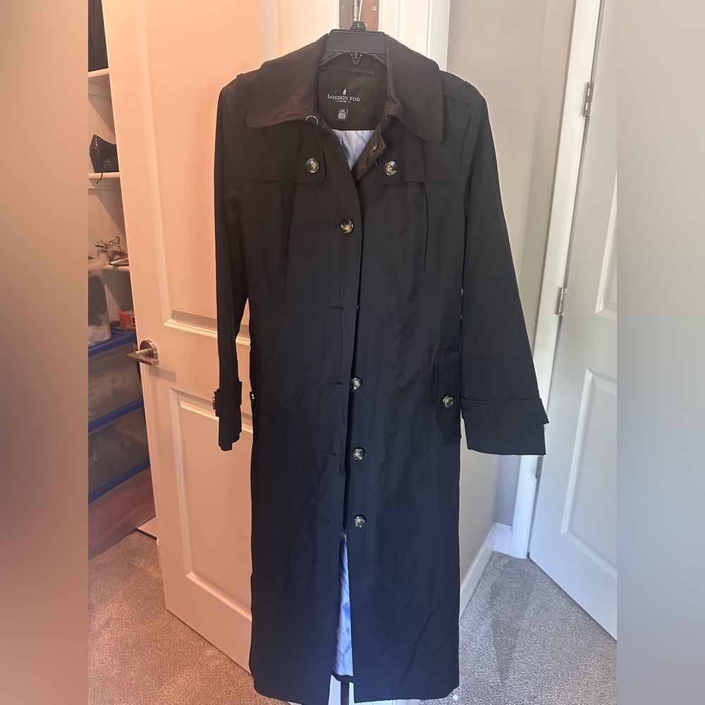London Fog Women's Elegant Black Trench Coat size L
